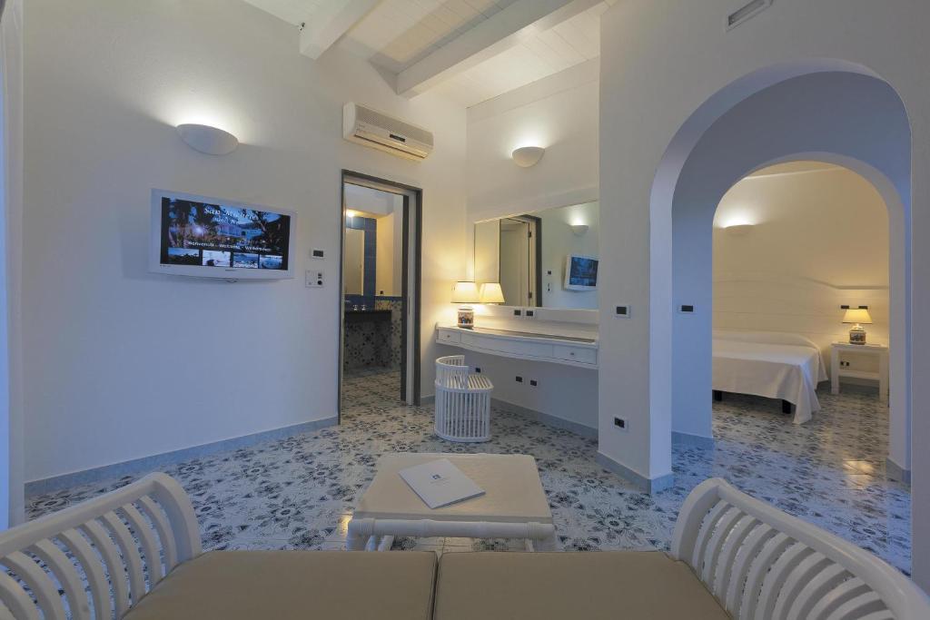 San Michele Hotel & Spa Sant'Angelo  Номер фото